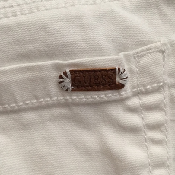 Guess white shorts - Picture 4 of 6